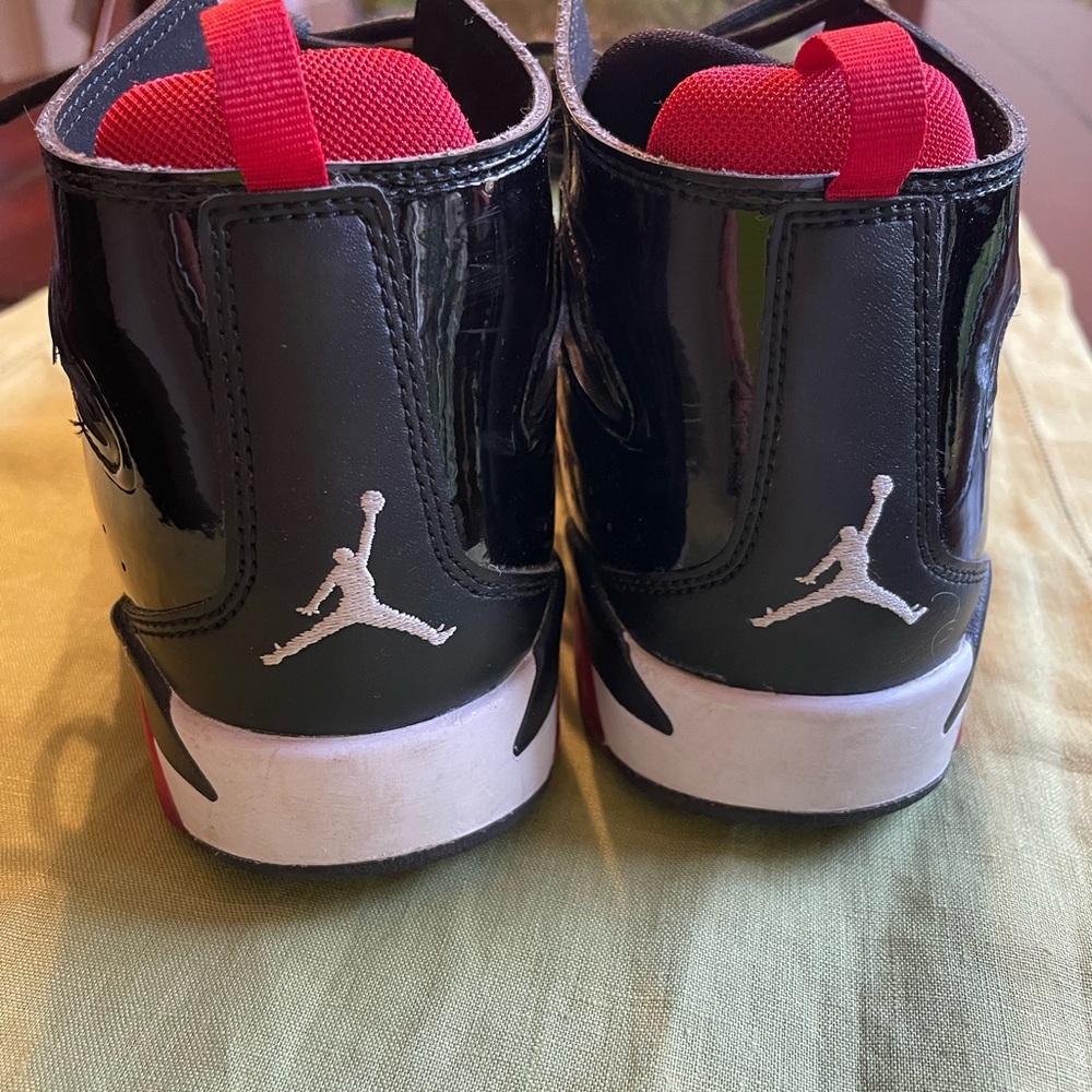 Nike Jordan Flight Club ‘91 - Picture 2 of 7